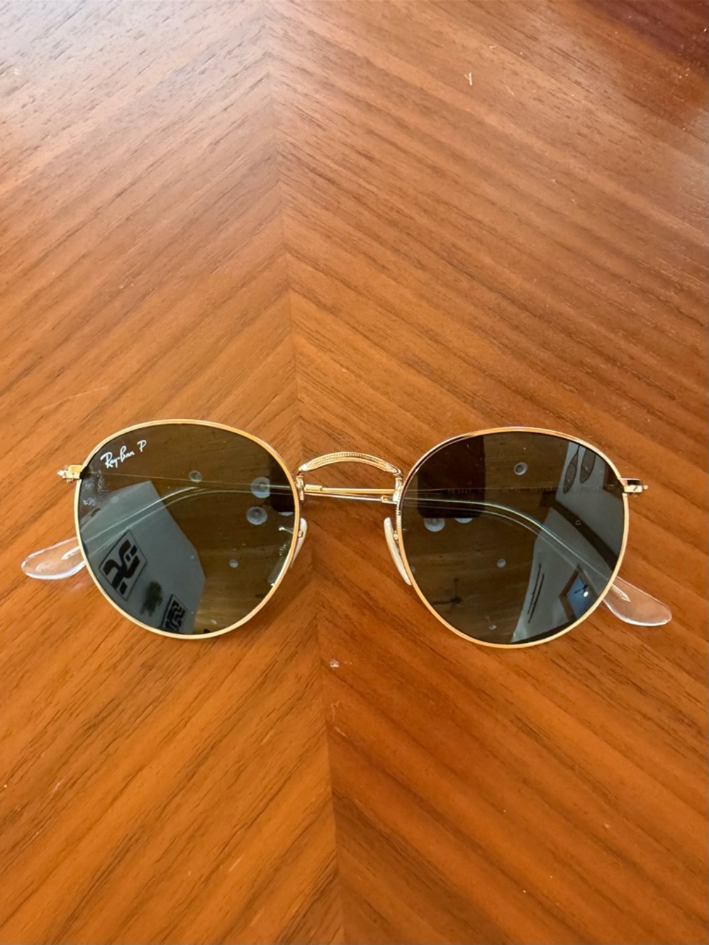 Ray-Ban Gold Frame Sunglasses with Dark Green Lenses